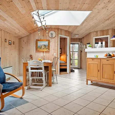 Semesterbostad Gorgeous In With Sauna *