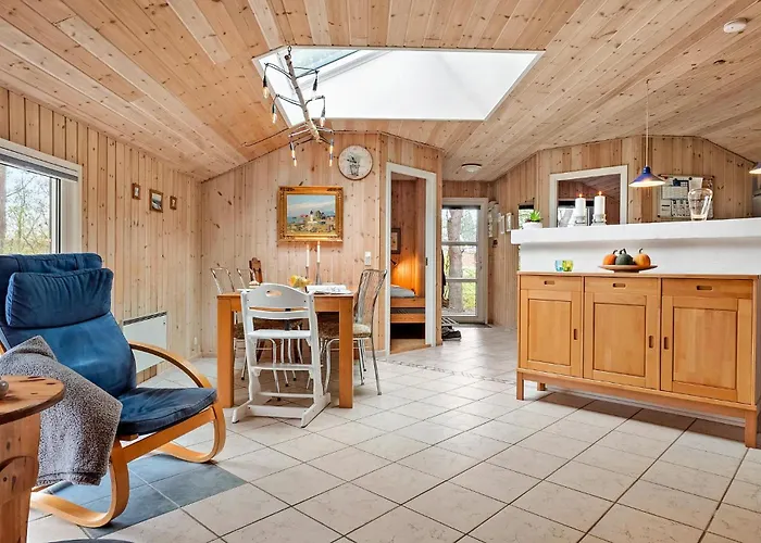 Feriehus Stunning In With Sauna *