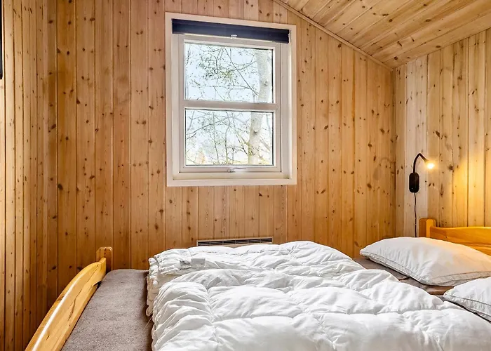 Feriehus Stunning In With Sauna