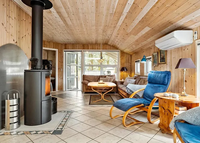 Stunning In With Sauna Feriehus *